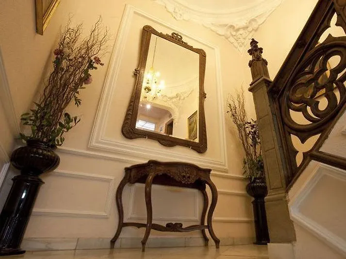 Boutique Hotel Luna Granada Centro 4*,  إسبانيا